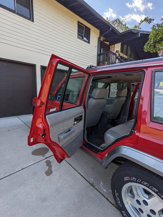 1992 Jeep XJ Cherokee - Image 18 of 31