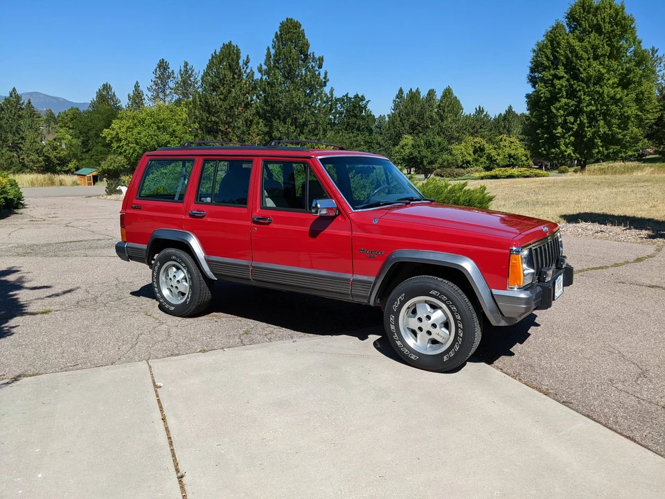1992 Jeep XJ Cherokee - Image 5 of 31