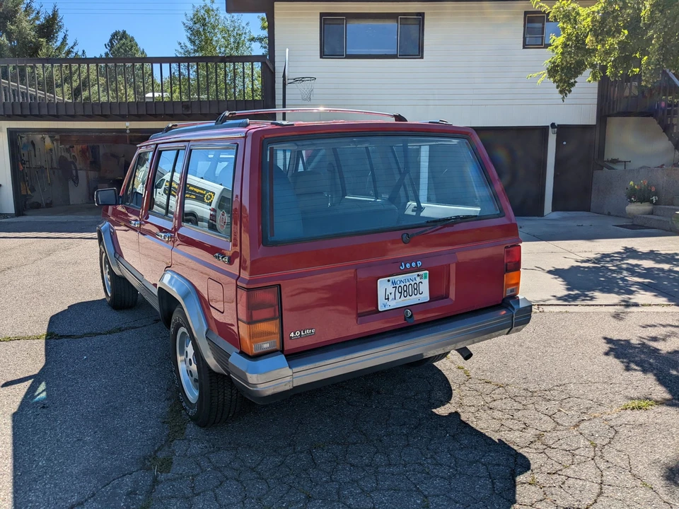 1992 Jeep XJ Cherokee - Image 8 of 31