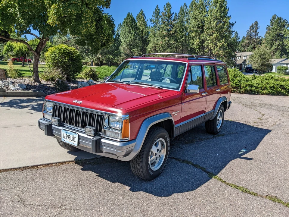 1992 Jeep XJ Cherokee - Image 2 of 31