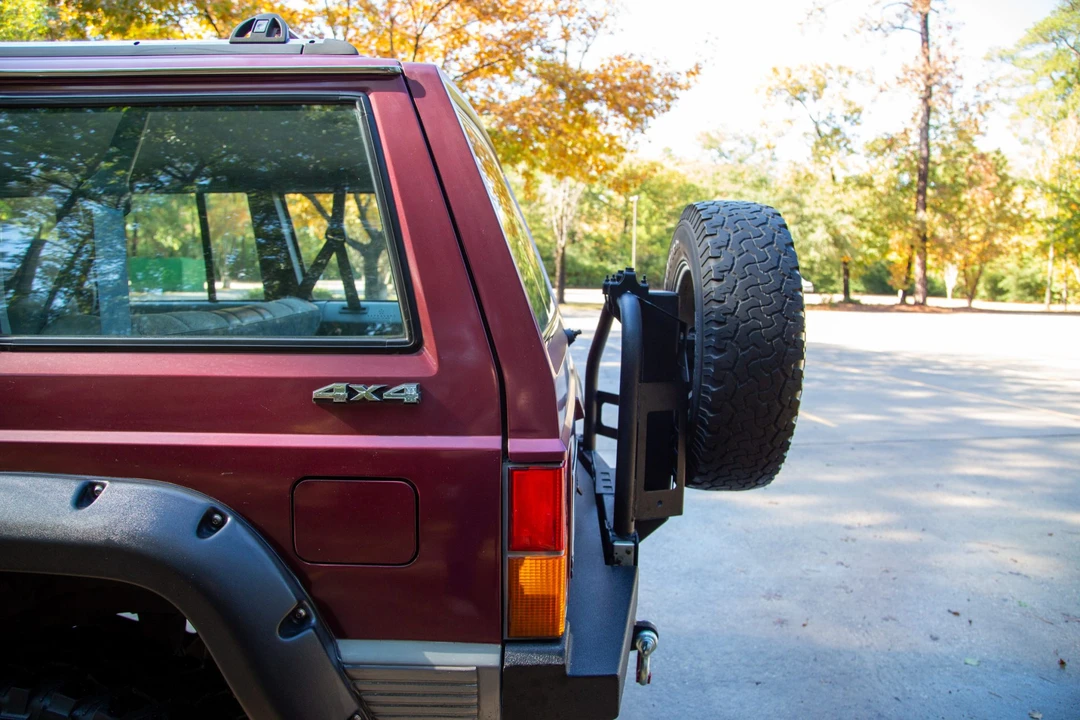 1992 Jeep XJ Cherokee - Image 20 of 31