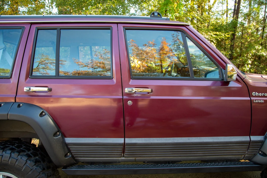 1992 Jeep XJ Cherokee - Image 15 of 31