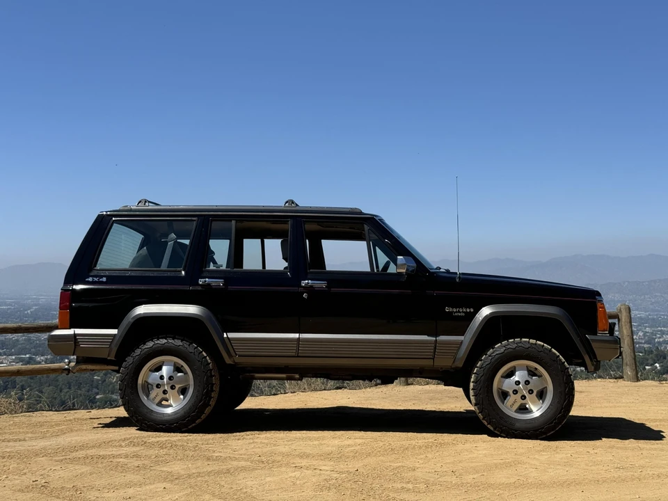 1992 Jeep XJ Cherokee - Image 12 of 31