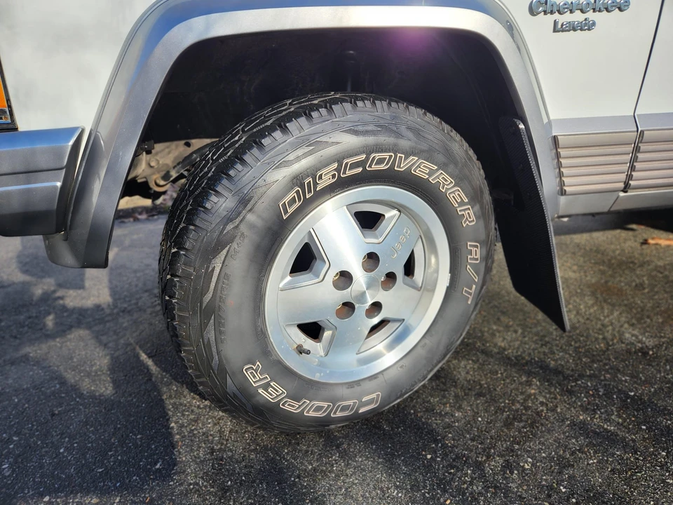 1992 Jeep XJ Cherokee - Image 23 of 31