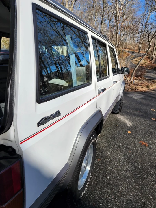 1992 Jeep XJ Cherokee - Image 12 of 31