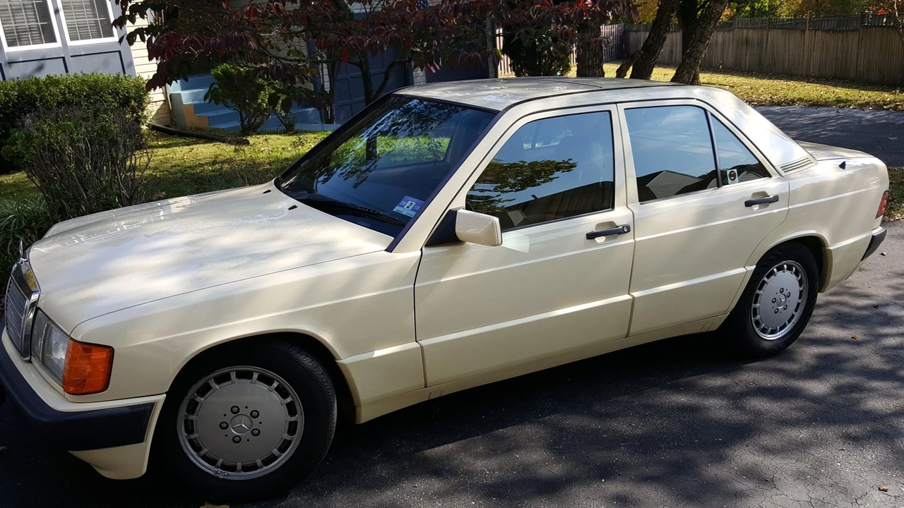 1992 Mercedes-Benz 190E - Image 8 of 31