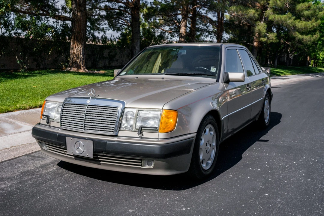 1992 Mercedes-Benz 500E & E500 - Image 2 of 31