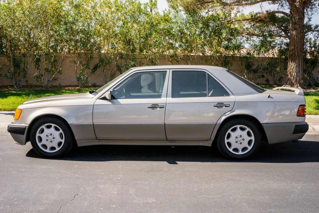 1992 Mercedes-Benz 500E & E500 - Image 3 of 31