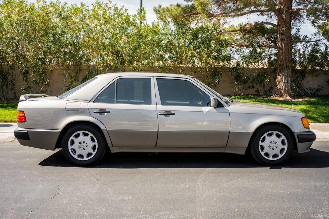 1992 Mercedes-Benz 500E & E500 - Image 7 of 31