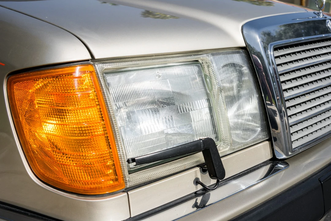 1992 Mercedes-Benz 500E & E500 - Image 14 of 31
