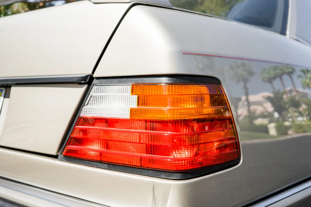 1992 Mercedes-Benz 500E & E500 - Image 20 of 31