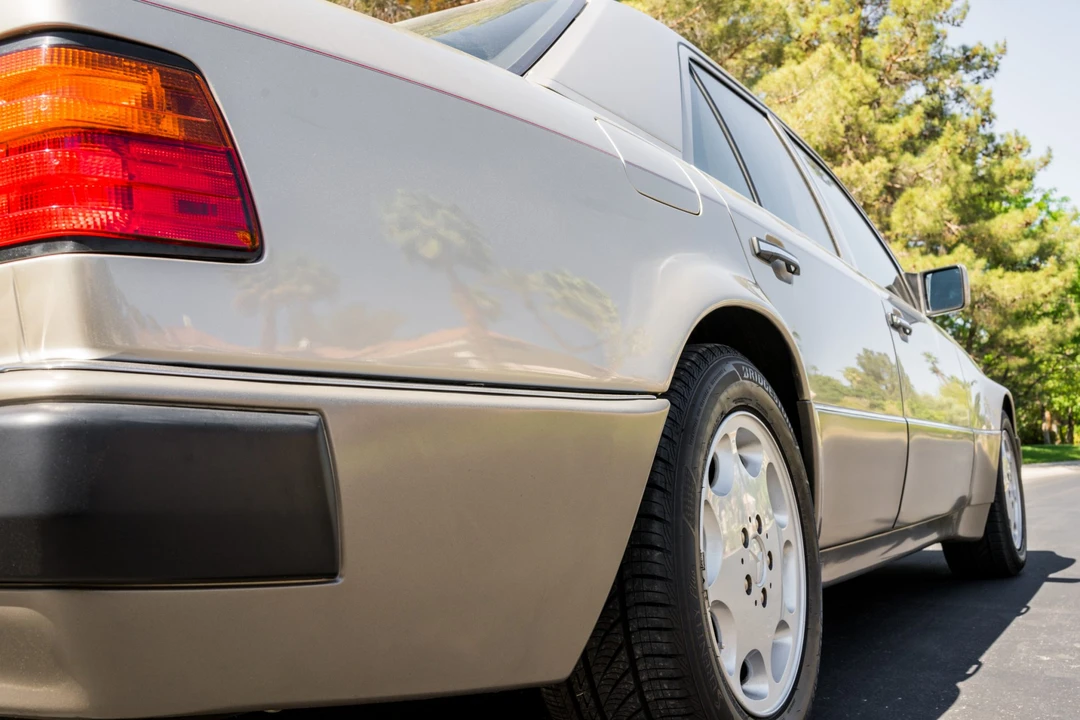 1992 Mercedes-Benz 500E & E500 - Image 22 of 31