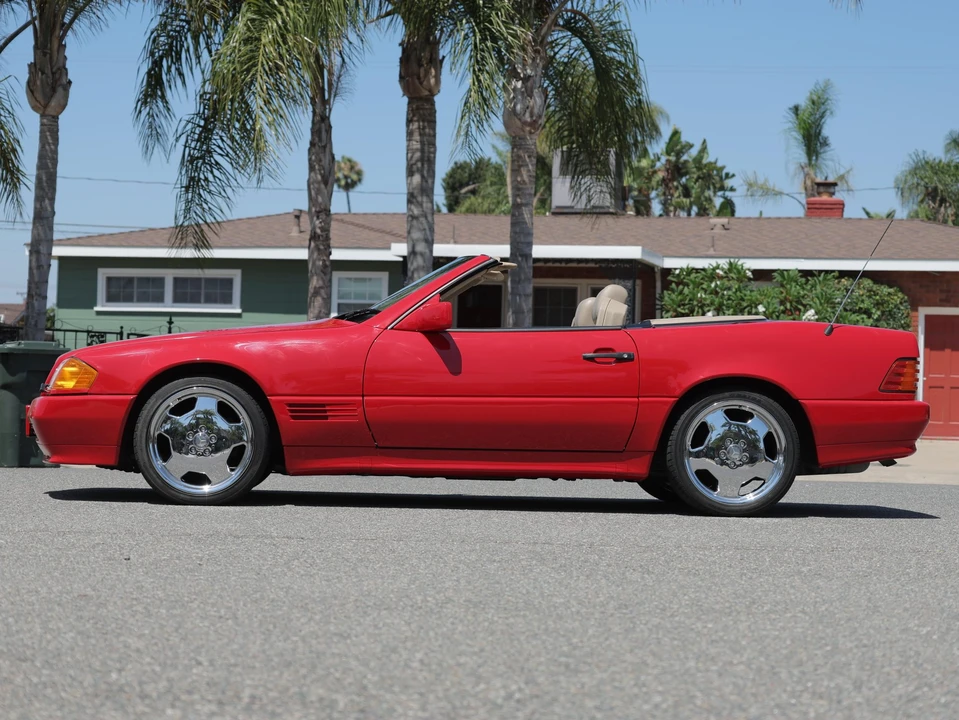 1992 Mercedes-Benz R129 SL-Class - Image 11 of 31