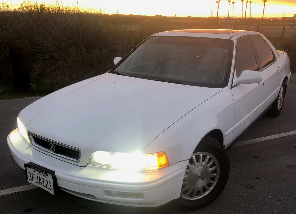 1993 Acura Legend 2nd Gen - Image 11 of 31