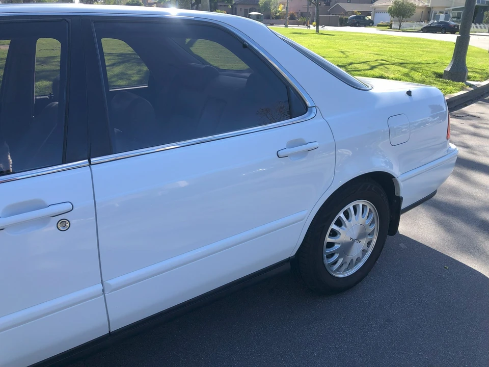 1993 Acura Legend 2nd Gen - Image 26 of 31