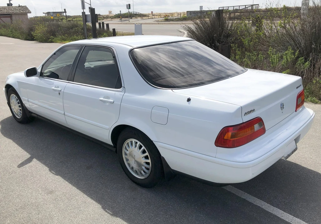 1993 Acura Legend 2nd Gen - Image 5 of 31