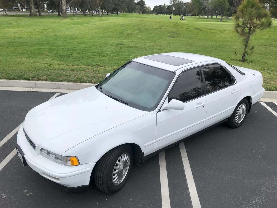 1993 Acura Legend 2nd Gen - Image 18 of 31