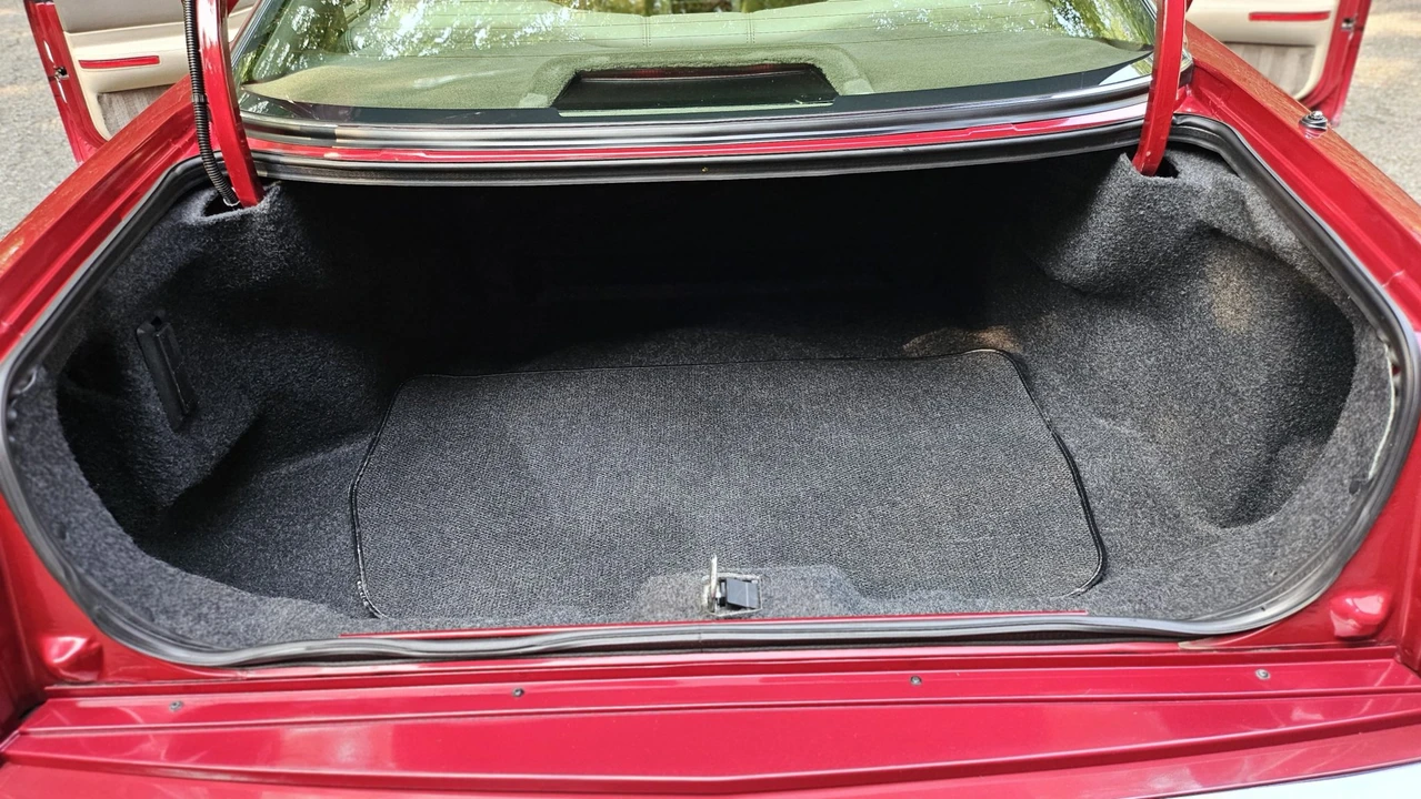 1993 Cadillac Eldorado 11th Gen - Image 29 of 31