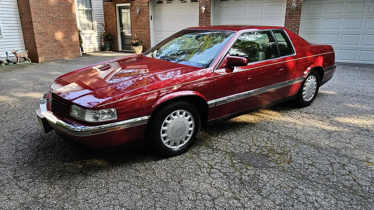 1993 Cadillac Eldorado 11th Gen - Image 2 of 31