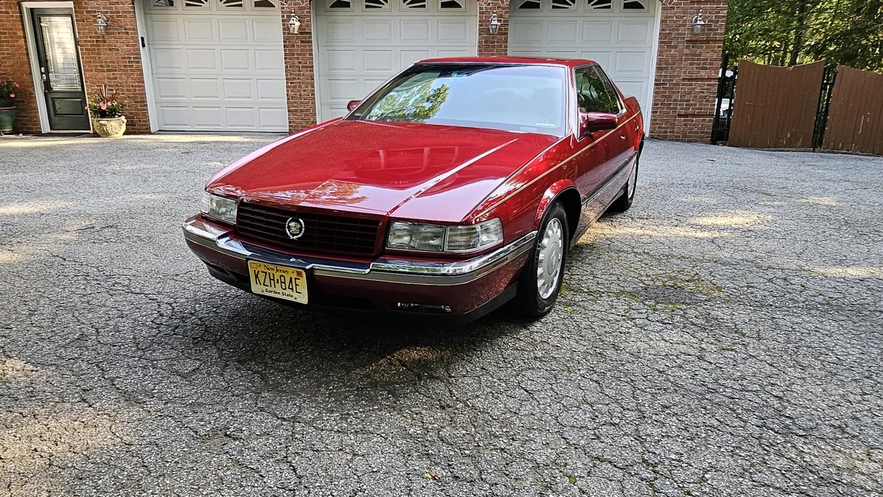 1993 Cadillac Eldorado 11th Gen - Image 4 of 31