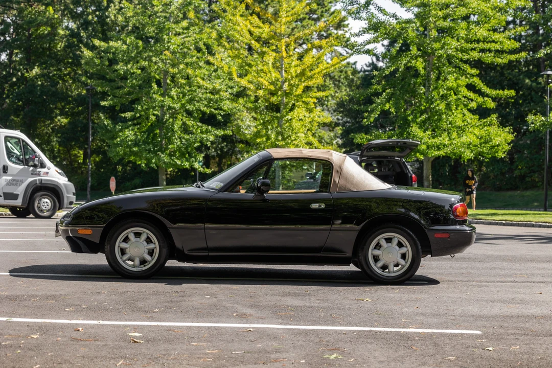 1993 Mazda NA MX-5 Miata - Image 3 of 31