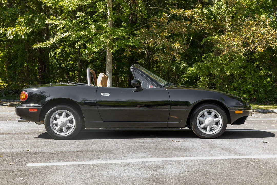 1993 Mazda NA MX-5 Miata - Image 13 of 31