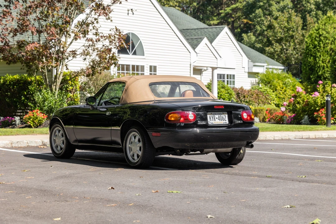 1993 Mazda NA MX-5 Miata - Image 4 of 31