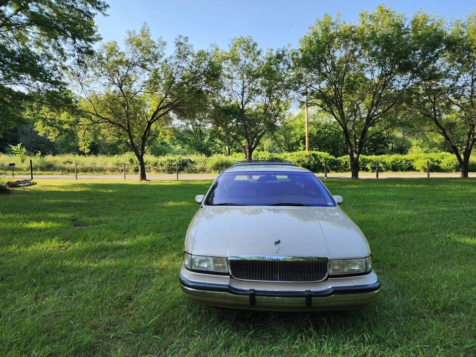 1994 Buick Roadmaster - Image 31 of 31