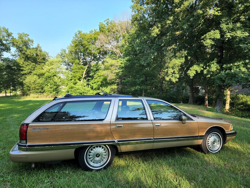 1994 Buick Roadmaster - Image 21 of 31