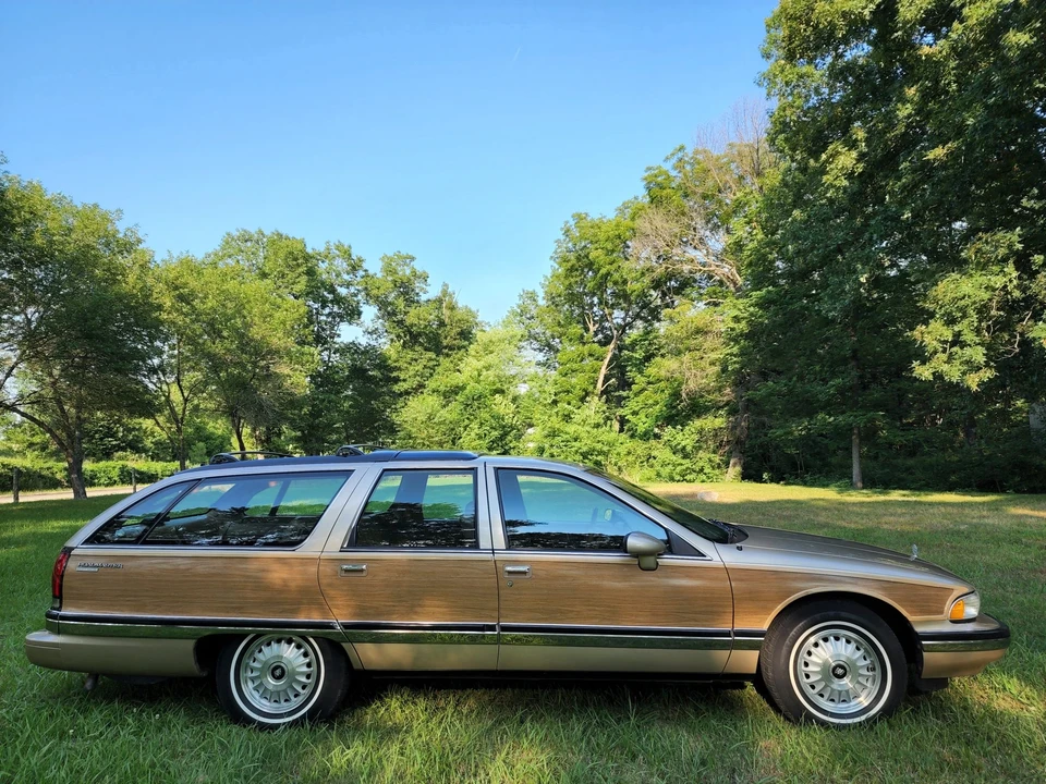 1994 Buick Roadmaster - Image 23 of 31
