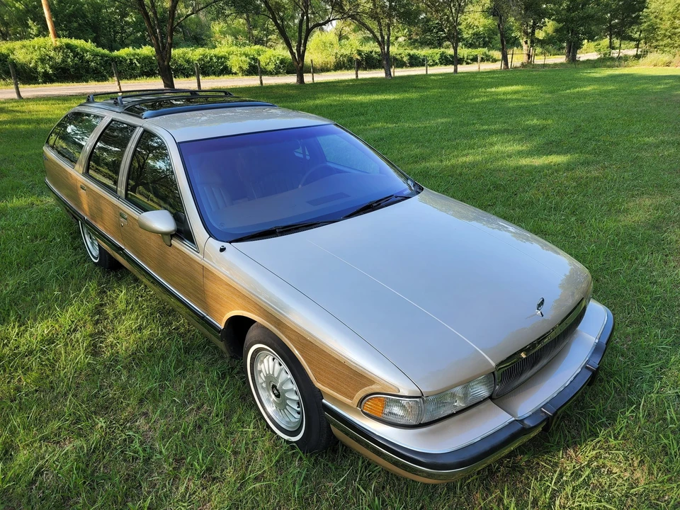 1994 Buick Roadmaster - Image 30 of 31