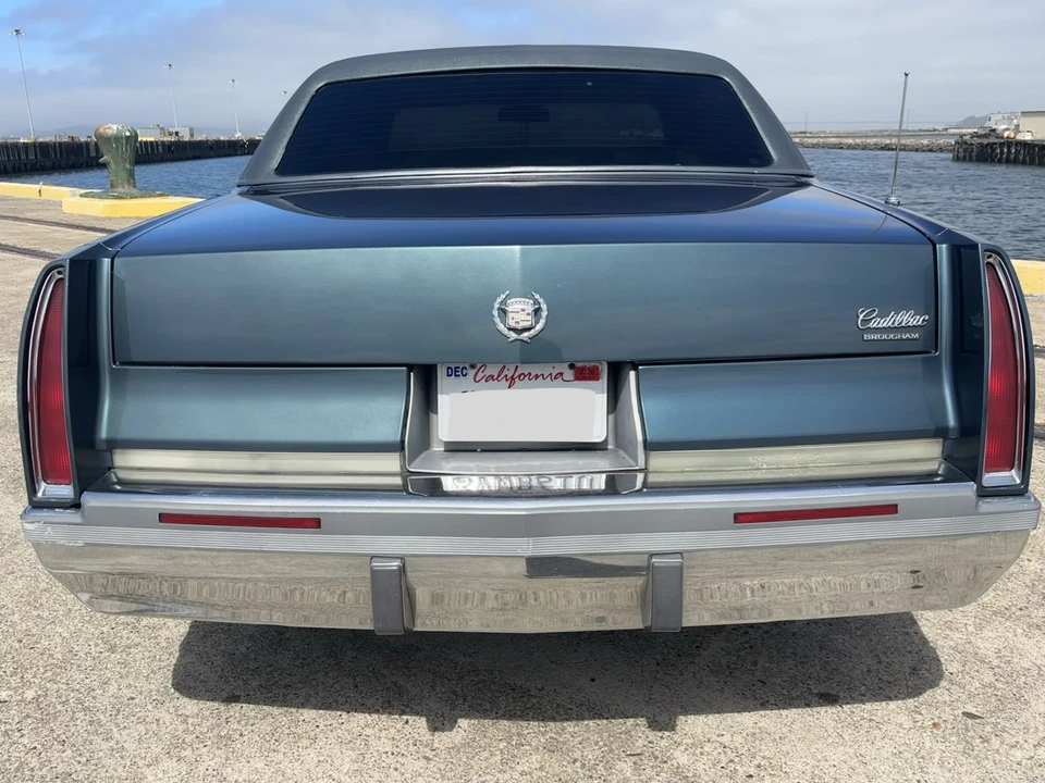 1994 Cadillac Fleetwood - Image 10 of 31