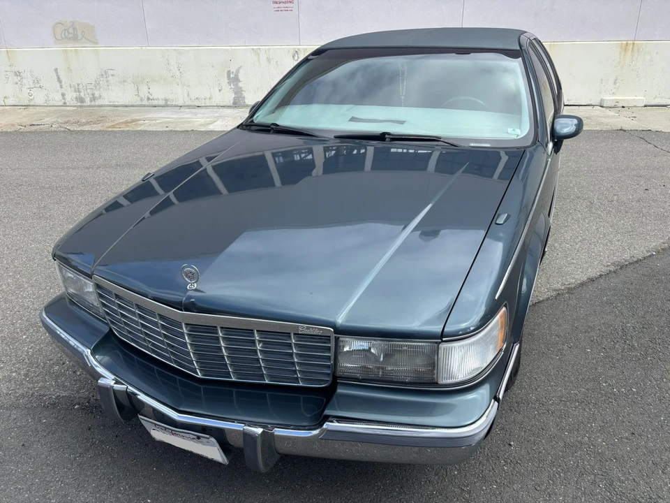 1994 Cadillac Fleetwood - Image 15 of 31
