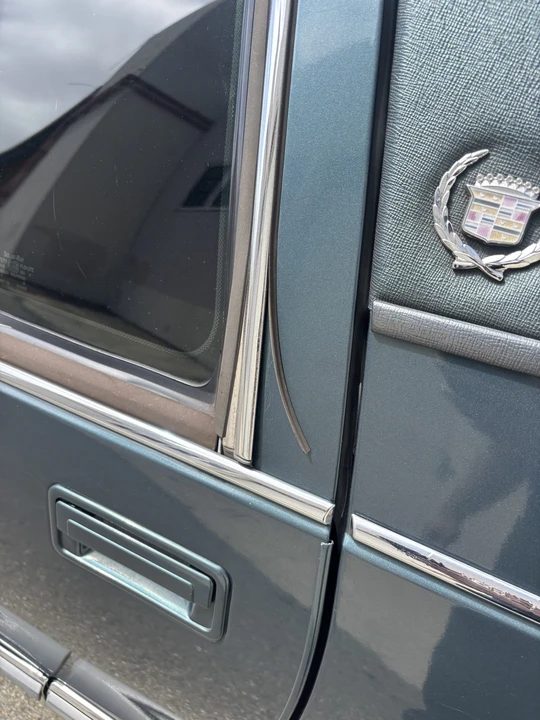 1994 Cadillac Fleetwood - Image 30 of 31