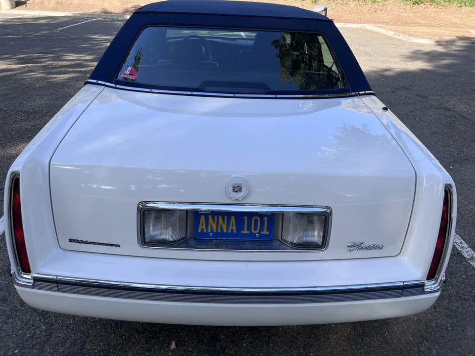 1994 Cadillac DeVille 7th Gen - Image 10 of 31