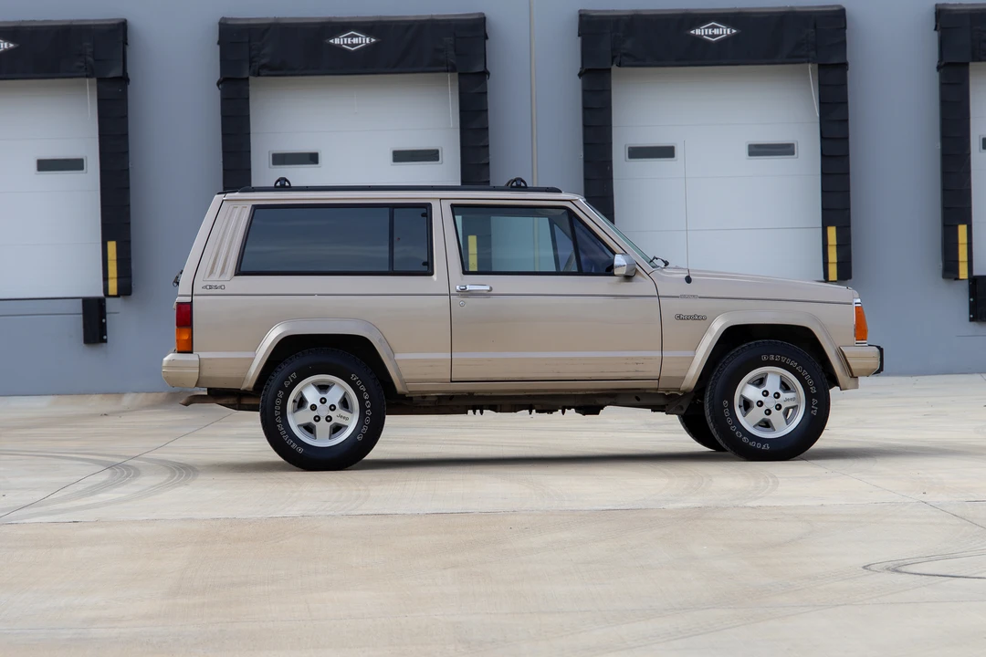 1994 Jeep XJ Cherokee - Image 5 of 31