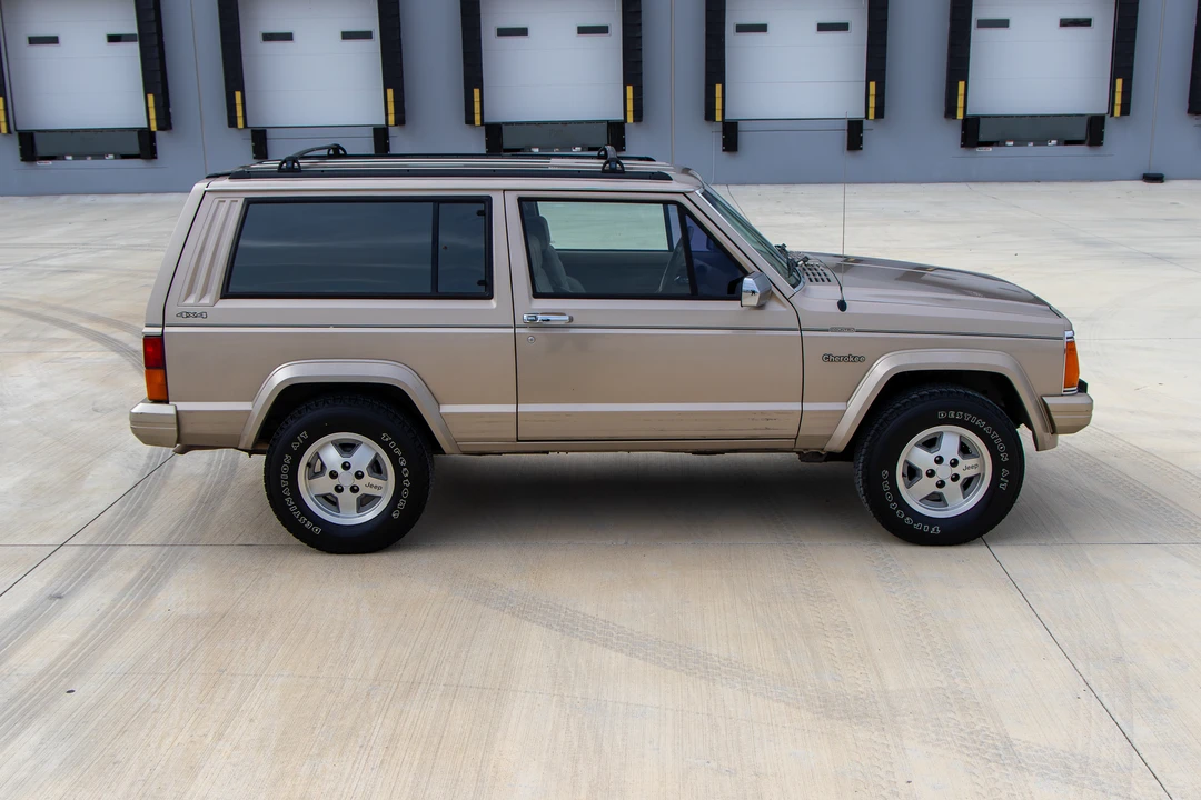 1994 Jeep XJ Cherokee - Image 22 of 31