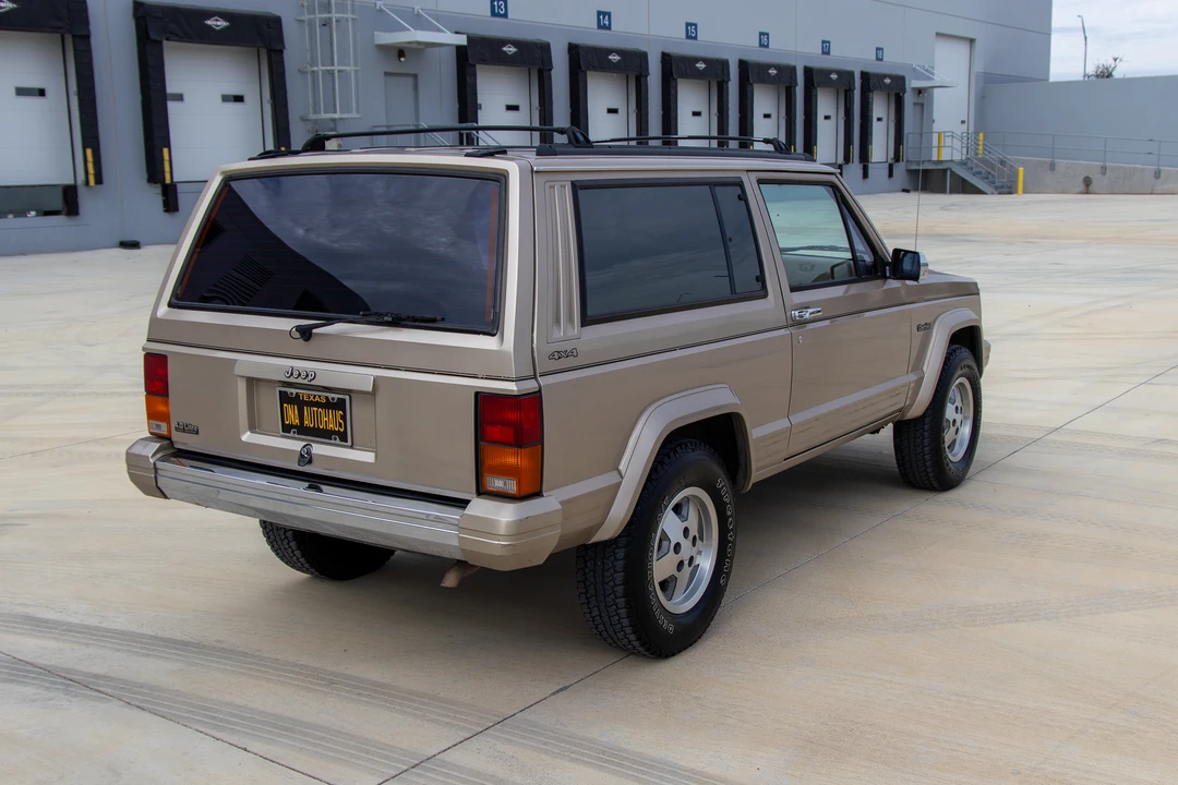 1994 Jeep XJ Cherokee - Image 24 of 31