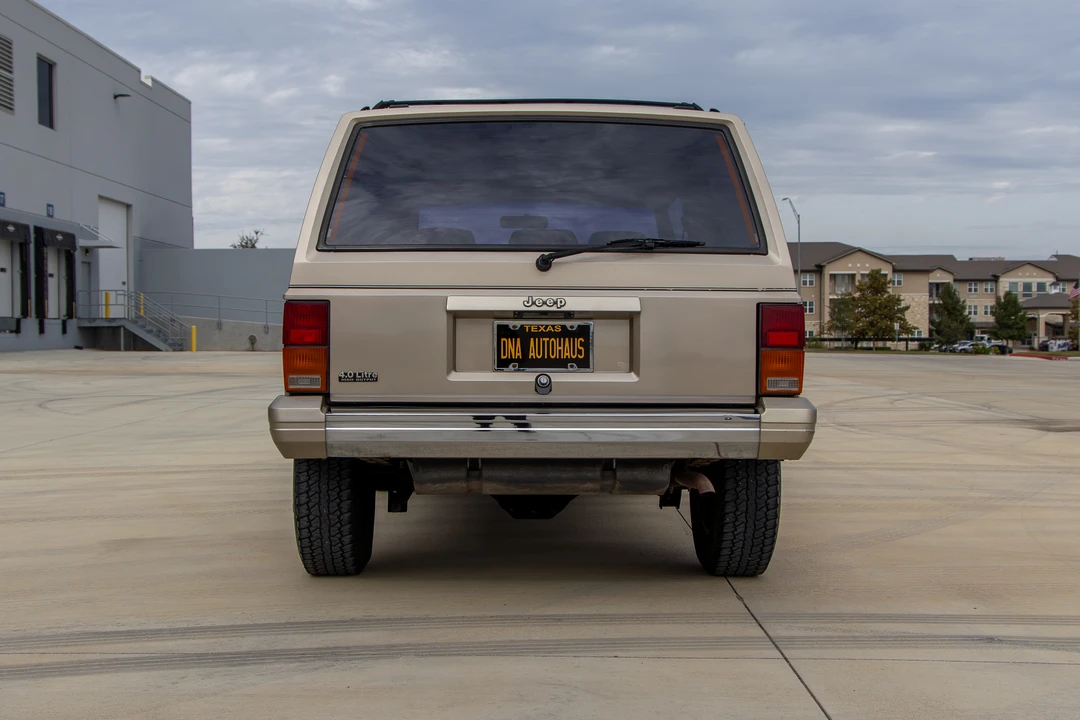 1994 Jeep XJ Cherokee - Image 26 of 31