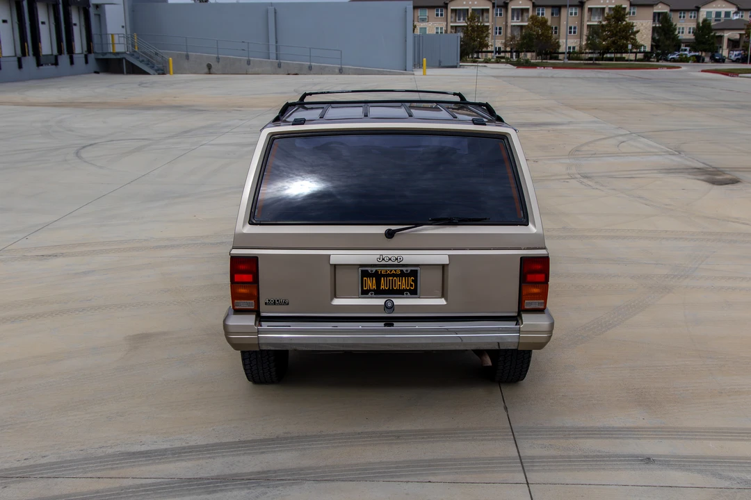 1994 Jeep XJ Cherokee - Image 28 of 31