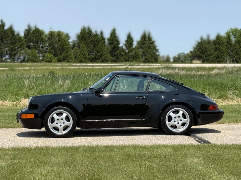 1994 Porsche 964 Carrera 4 - Image 28 of 31