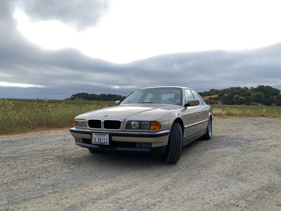 1995 BMW E38 7 Series - Image 9 of 31