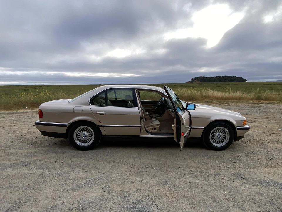 1995 BMW E38 7 Series - Image 28 of 31
