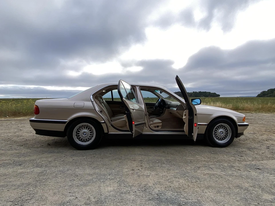 1995 BMW E38 7 Series - Image 30 of 31