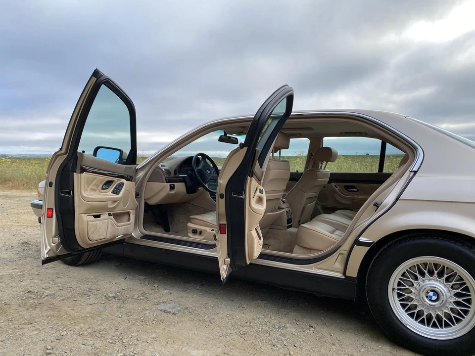 1995 BMW E38 7 Series - Image 25 of 31