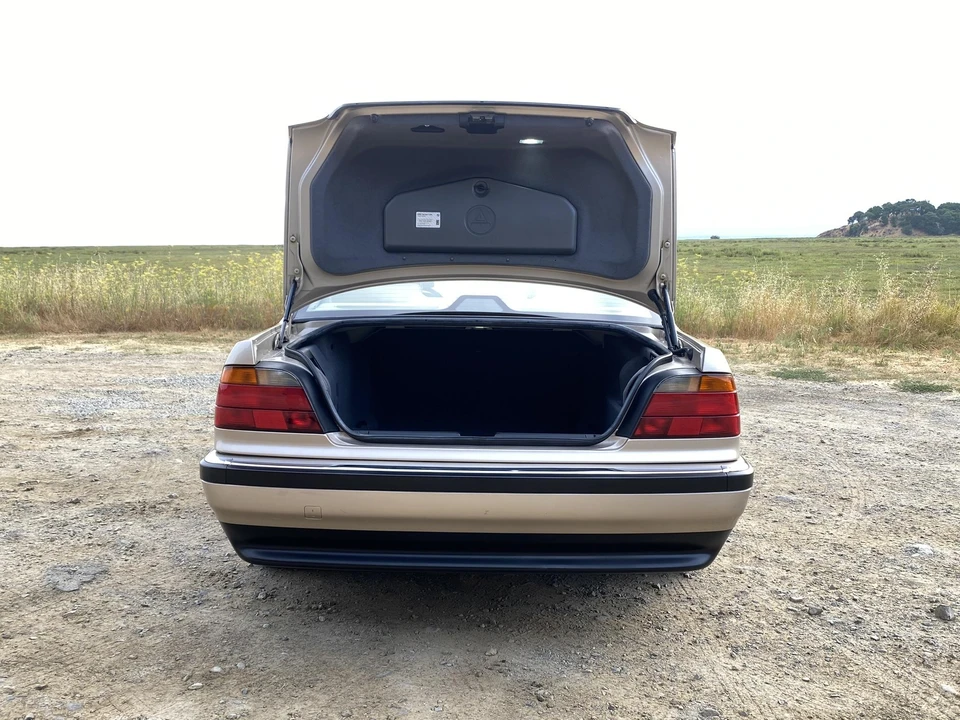 1995 BMW E38 7 Series - Image 26 of 31