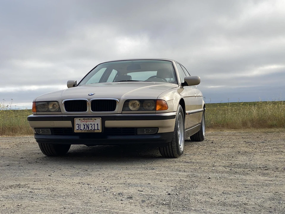 1995 BMW E38 7 Series - Image 2 of 31