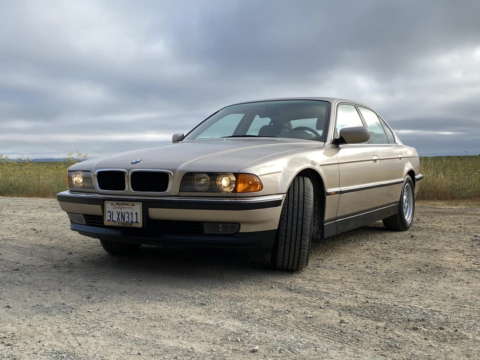 1995 BMW E38 7 Series - Image 10 of 31