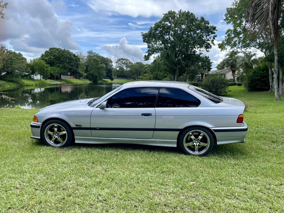 1995 BMW E36 M3 - Image 3 of 31