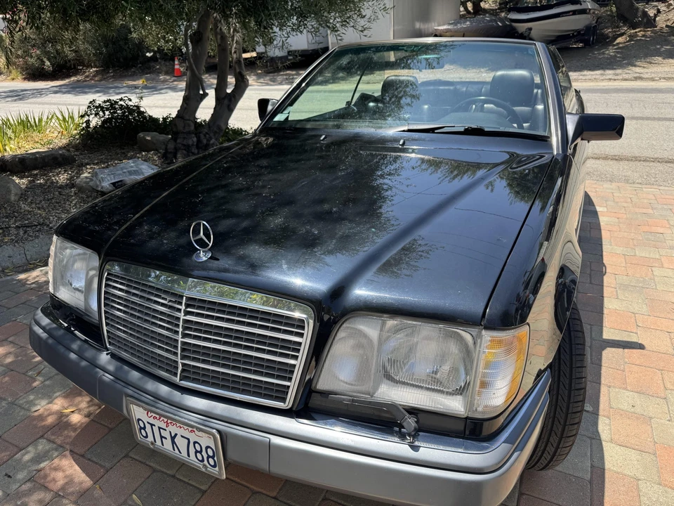 1995 Mercedes-Benz W124 E-Class - Image 2 of 31